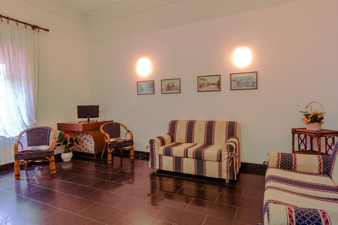 Le Terrazze Villa Follonica Buitenkant foto