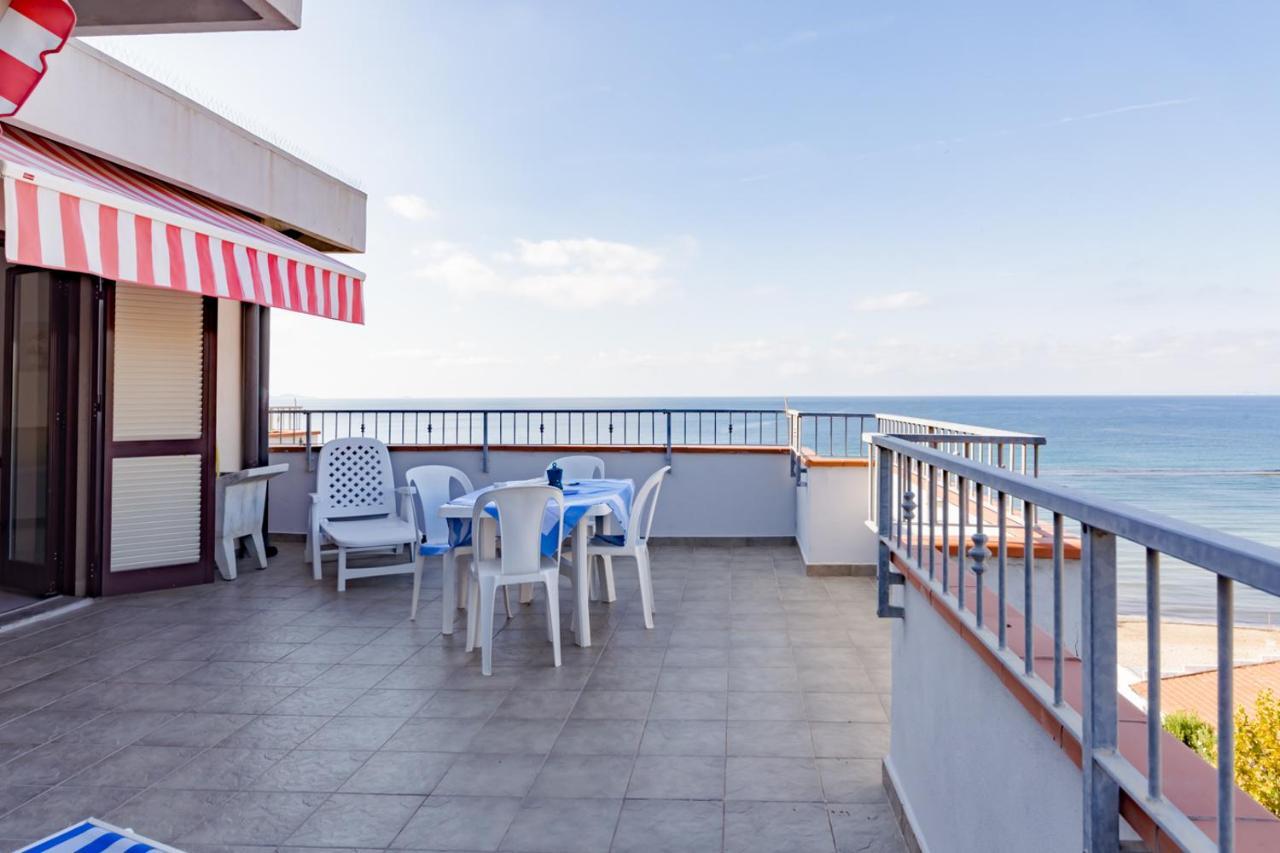 Le Terrazze Villa Follonica Buitenkant foto